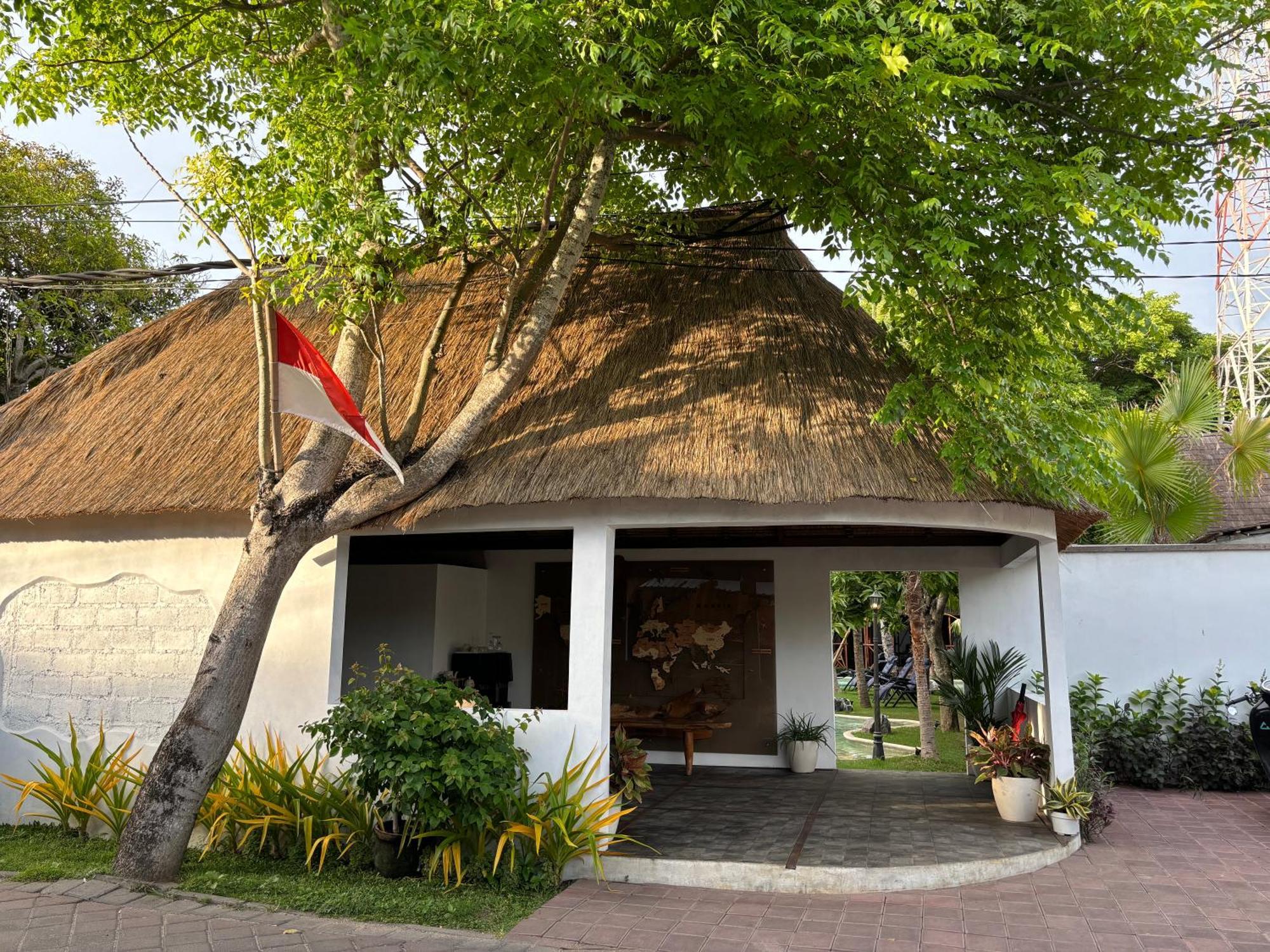 Bali Lagoon Bungalows, Nusa Dua Benoa Exterior foto